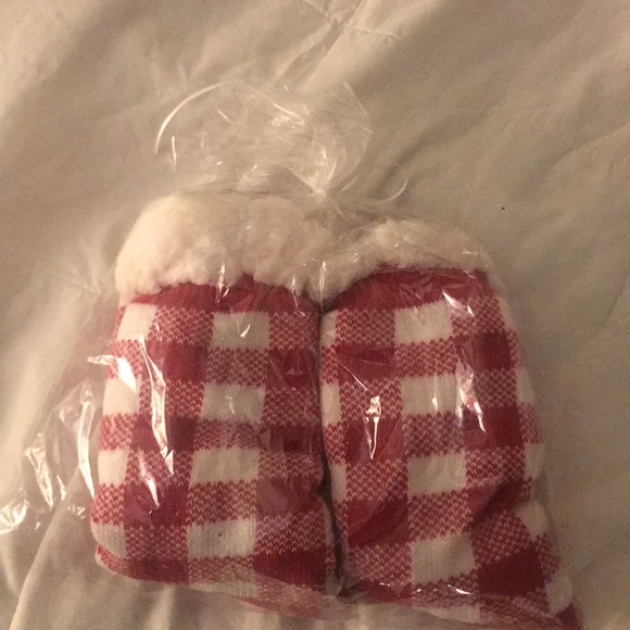 Red reading socks - Picture 2 of 2